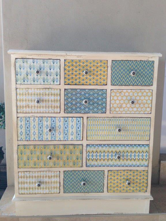 BLUE AND GREEN PATCHWORK CHEST 105X90X40